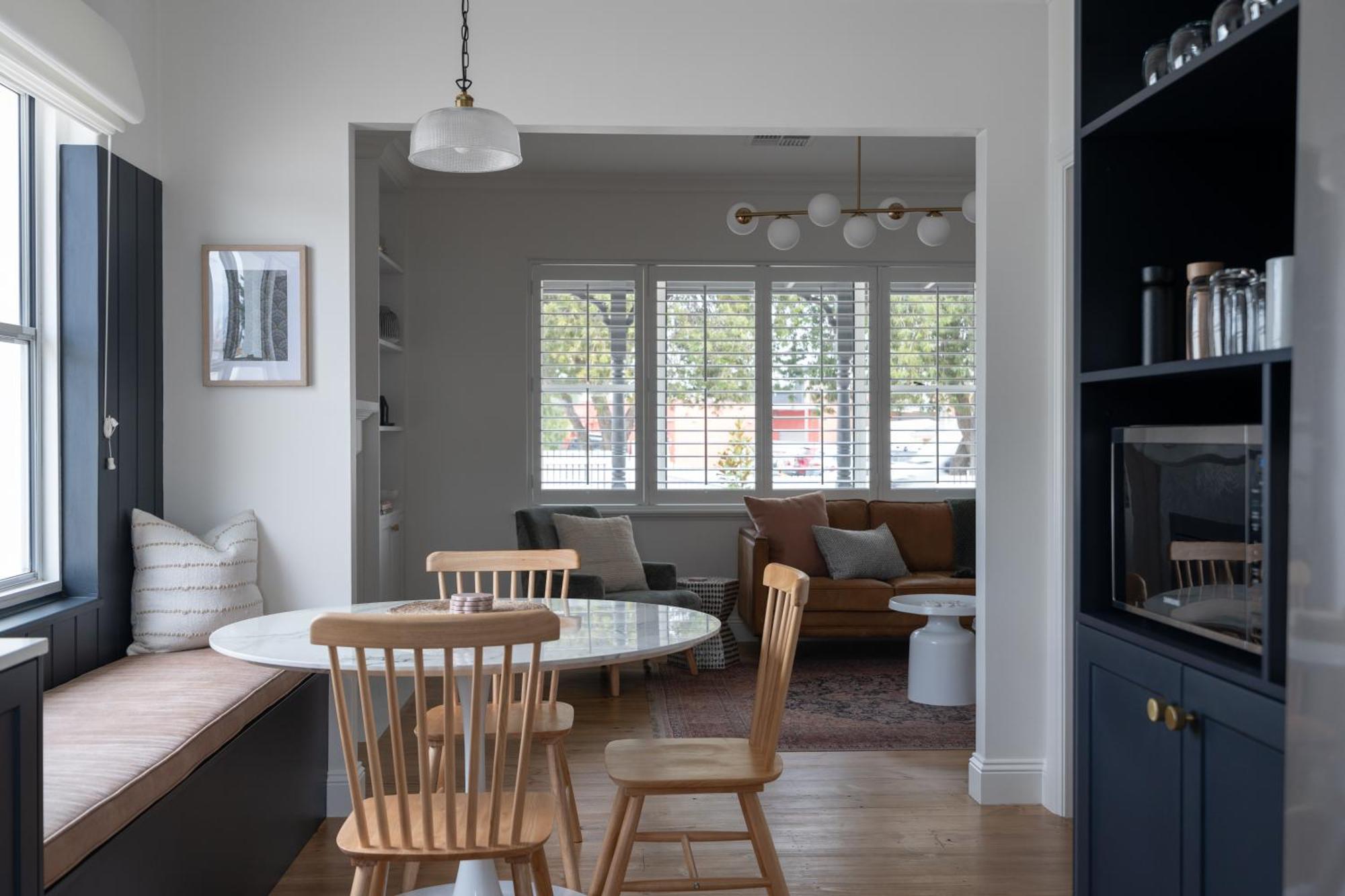Field Street - 2 Bedroom House - Centrally Located Luxury